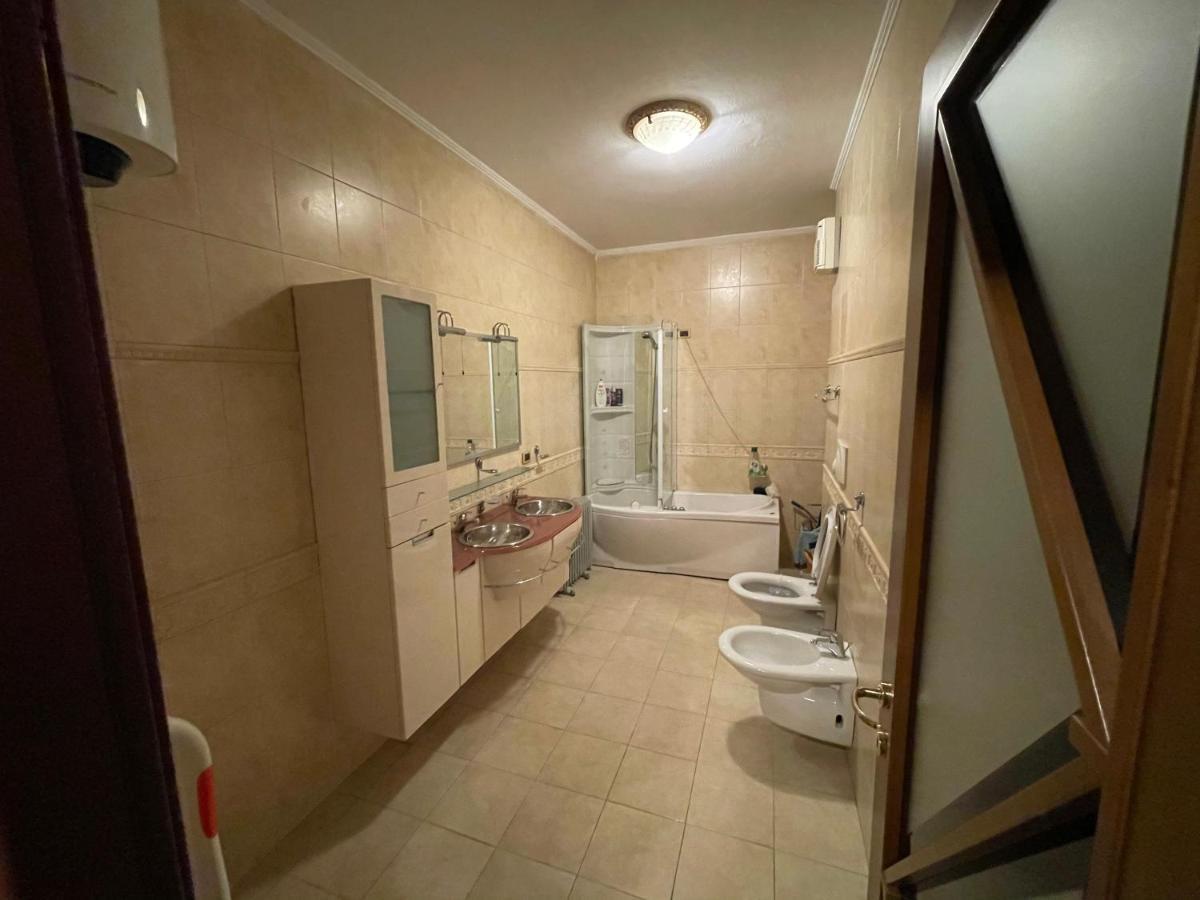 Mak Apartments Тирана Екстериор снимка